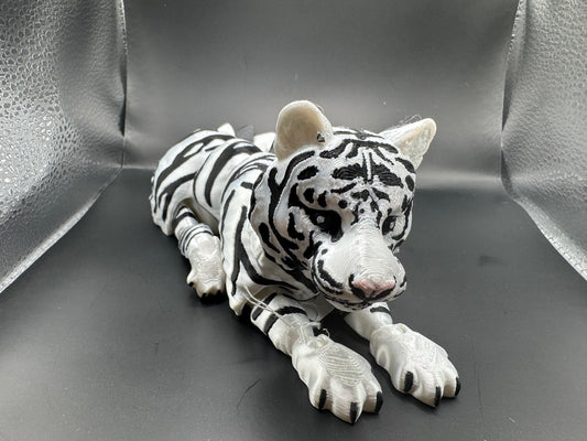 Tiger, Large