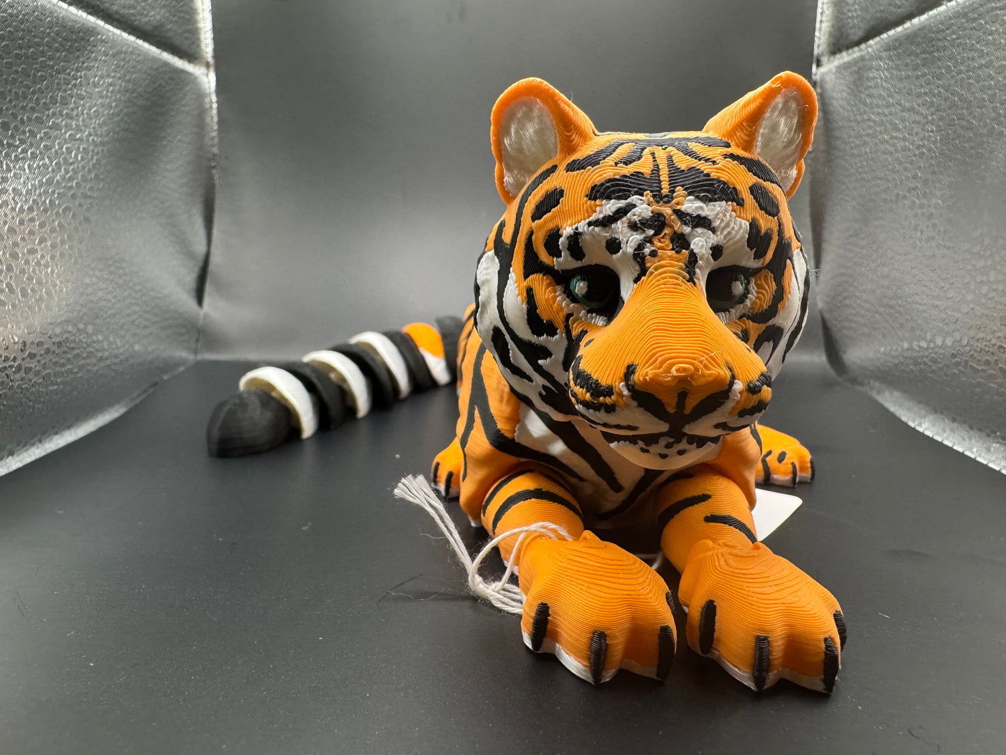 Tiger, Large